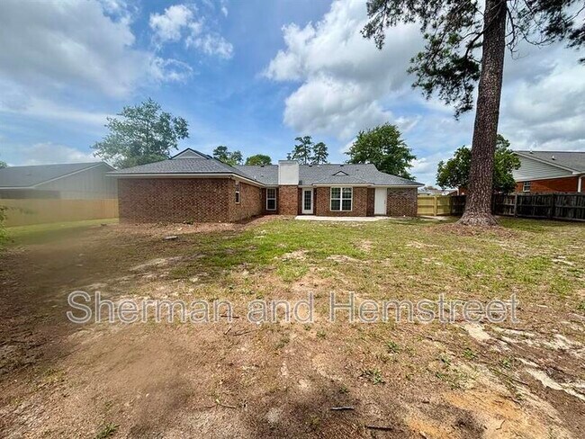 Building Photo - 636 Bridgton Dr