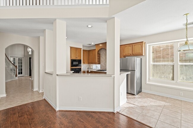 Building Photo - 5819 Brook Bend Dr