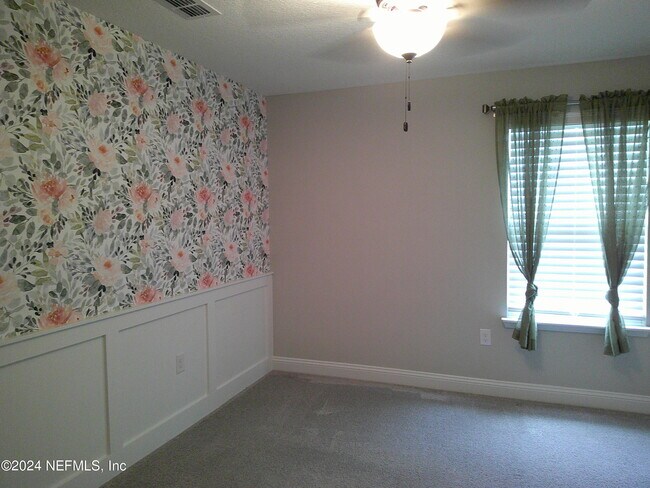 Building Photo - 961 Rustlewood Ln