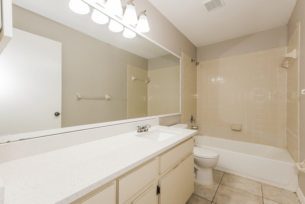 Building Photo - 2612 Brianholly Dr