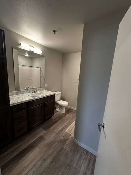 Building Photo - 3156 Bluestem Dr