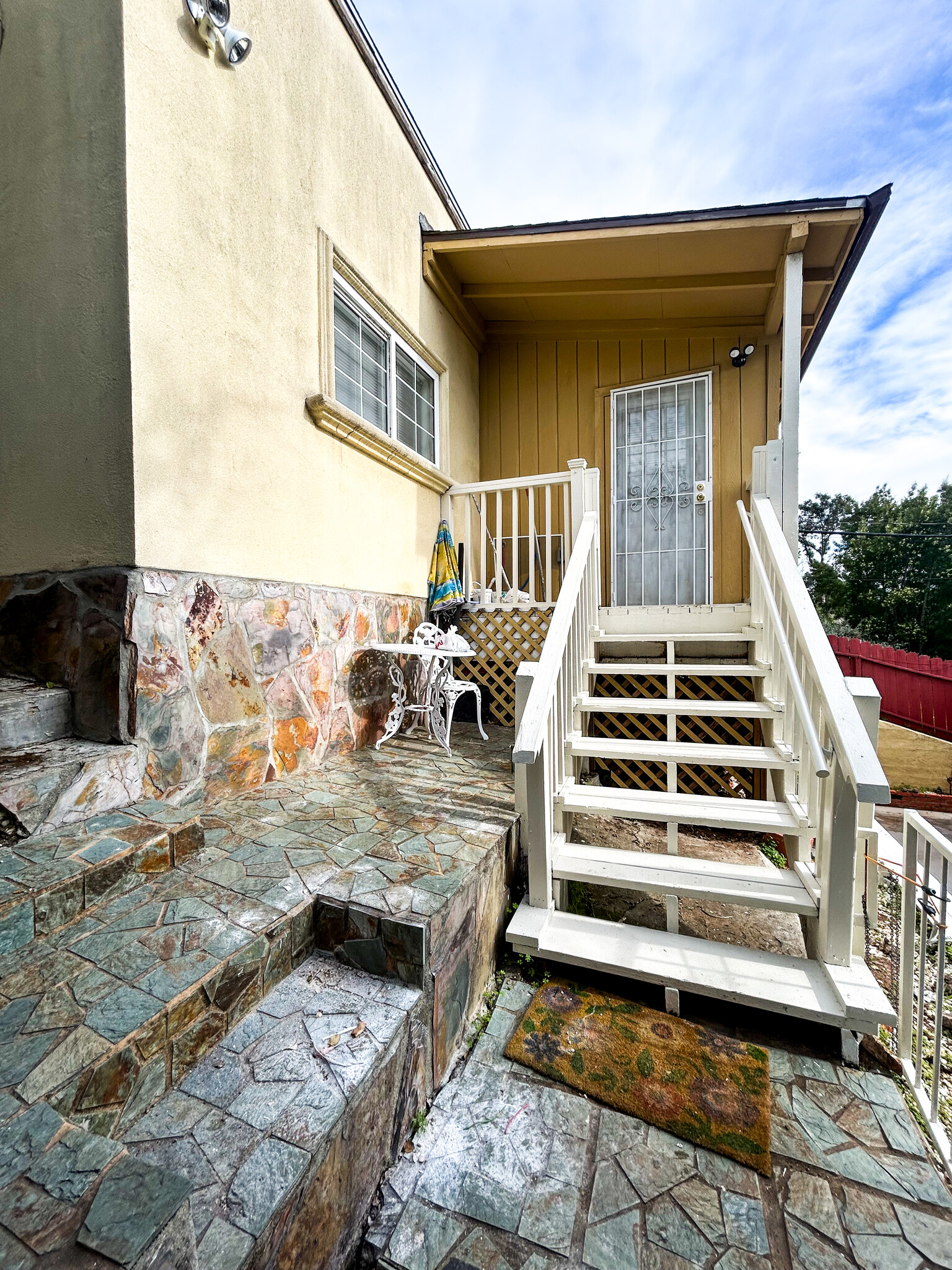 Building Photo - 7442 Hillmont Dr