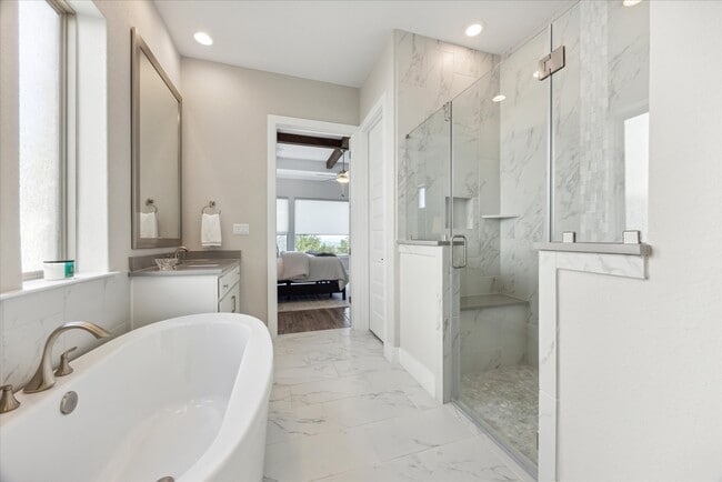 Building Photo - 6821 Little Serenity Cove