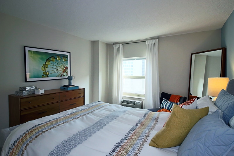 Building Photo - 30 W Chestnut St