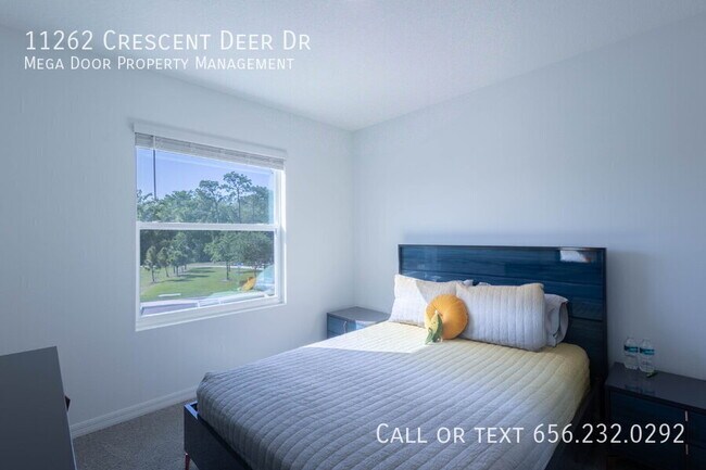 Building Photo - 11262 Crescent Deer Dr