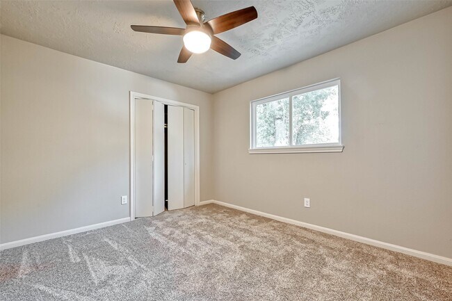 Building Photo - 3615 Highfalls Dr