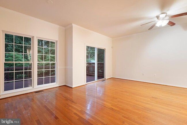 Building Photo - 4021 Fairfax Center Hunt Trail