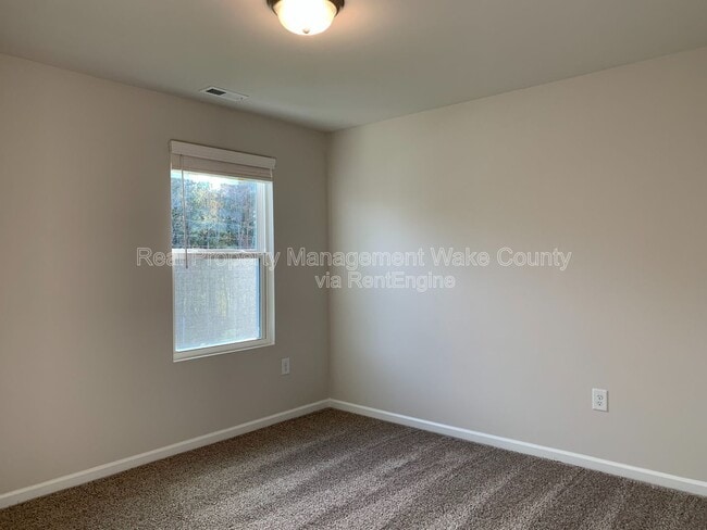 Building Photo - 3116 Lake Barkley Way