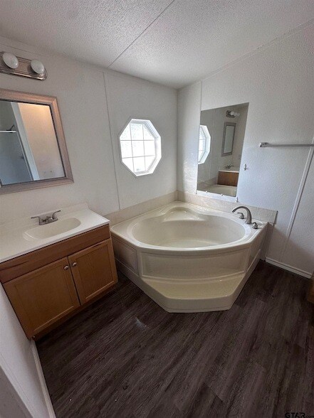 Building Photo - 12847 FM 2710