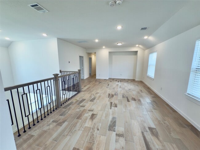 Building Photo - 15206 Cortines Ct