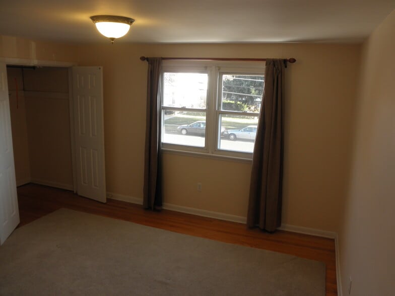 Bedroom #1 - 17 Sunnybrook Rd