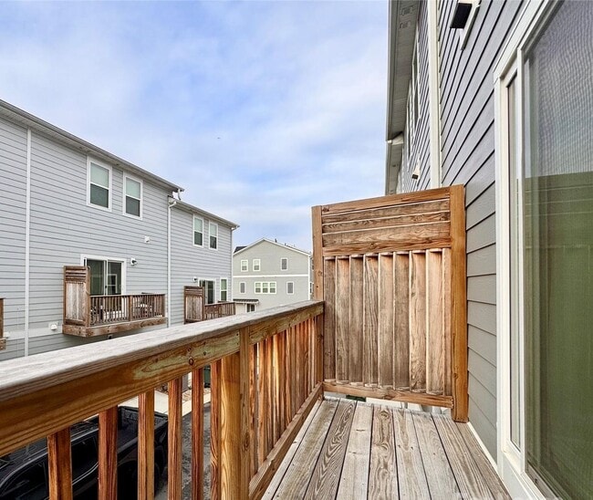 Building Photo - Enchanting 3-Story Single Home  | 4 BR/3.5BA | 2-Car Garage |In City Park Community!