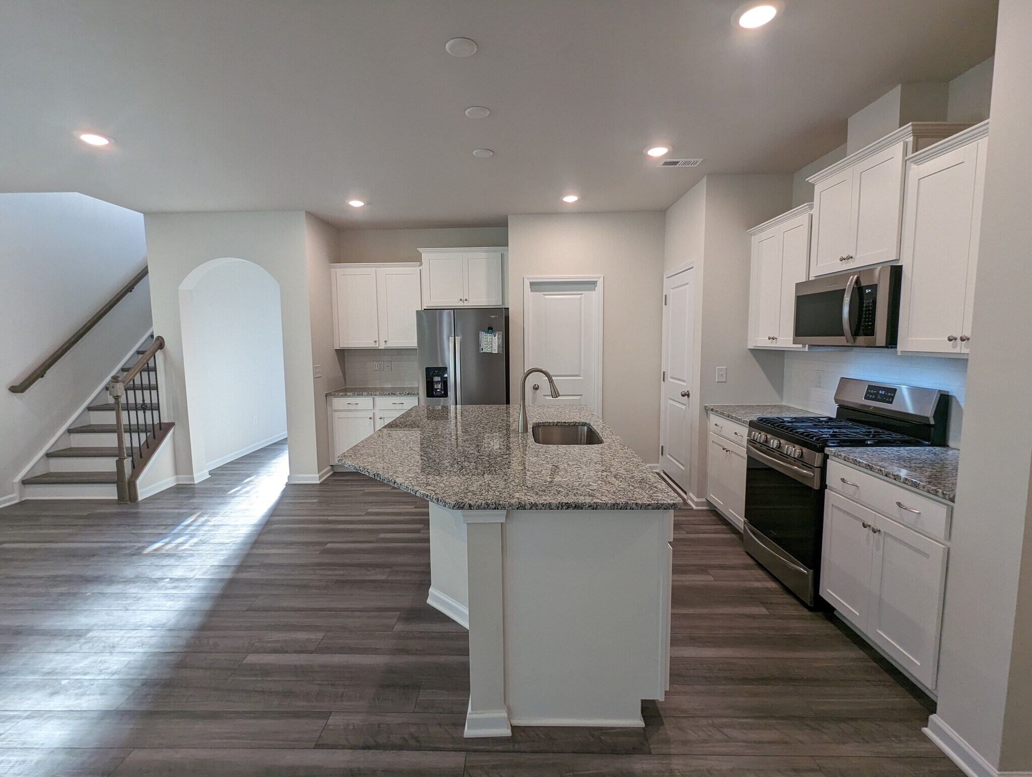 Building Photo - Room in Single Family Home on Kennerly Ctr Dr