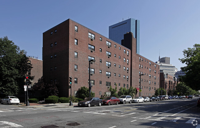 Building Photo - Methunion Manor