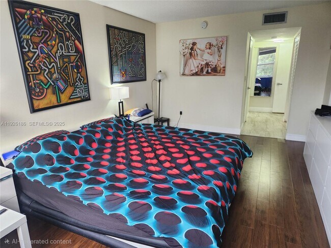 Building Photo - 2801 NE 183rd St