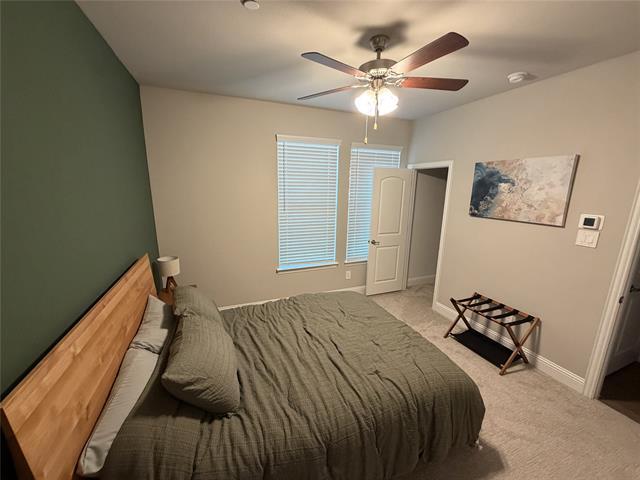 Building Photo - 328 Greenhouse Dr