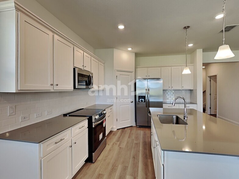 Building Photo - 5442 Boulder Crk Cv