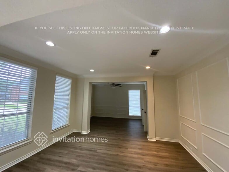 Building Photo - 6120 Pinwood Cir
