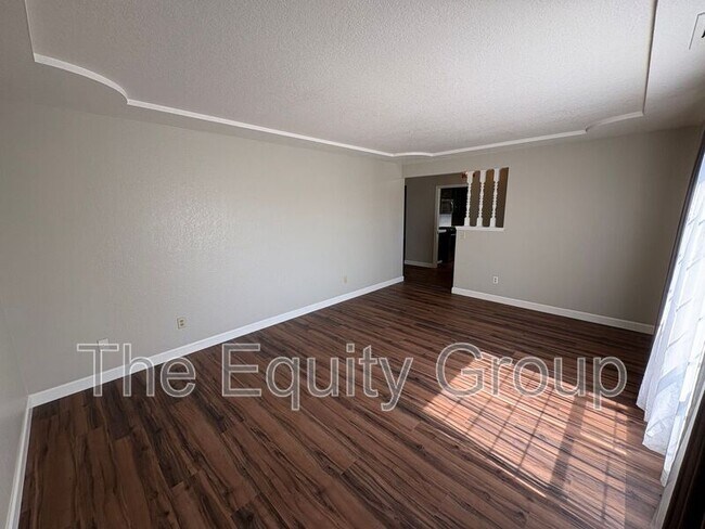 Building Photo - 3702 W Dorothea Ct