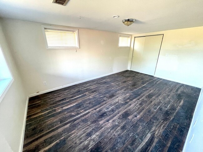 Building Photo - 4-Bedroom North Tacoma Home with Stunning ...