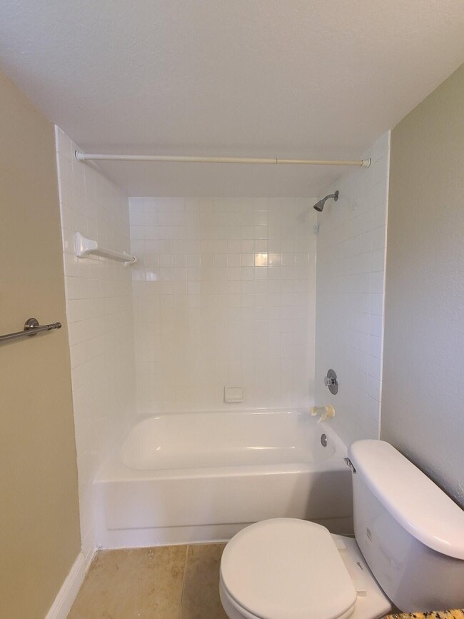 Building Photo - 1640 Windorah Way