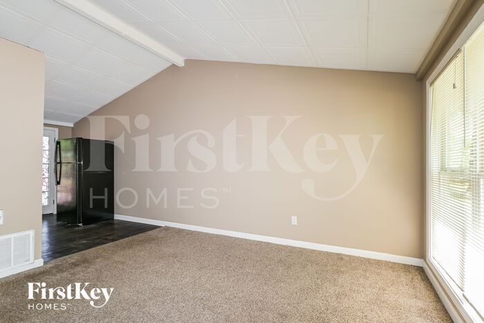 Building Photo - 2787 Dawnview Dr