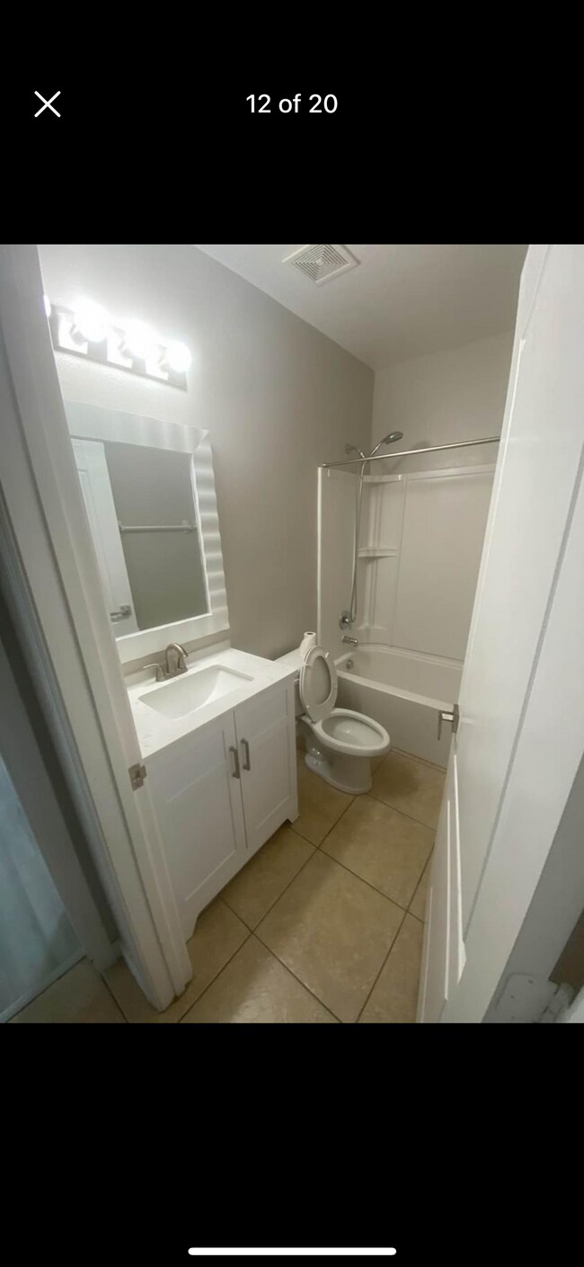 Bathroom - 174 Prairie Falcon Dr