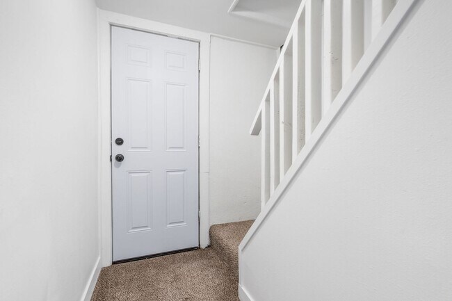 Building Photo - Charming Home in Spokane’s Heart – Unfurnished