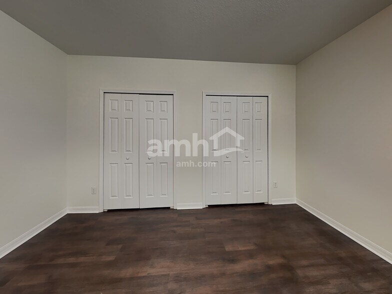 Building Photo - 11530 Balintore Dr