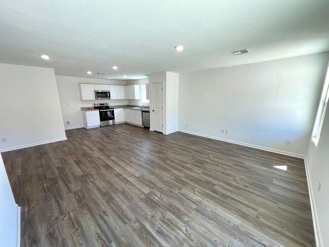 Building Photo - Move In Special! $300 Off Per Month for Fi...