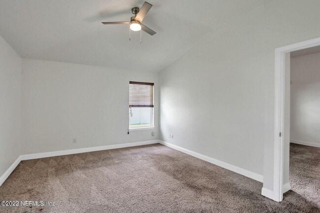 Building Photo - 5816 Round Table Rd