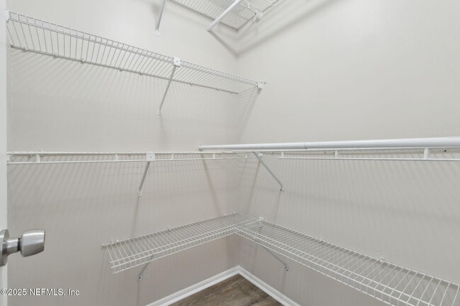Building Photo - 455 Selva Lakes Cir