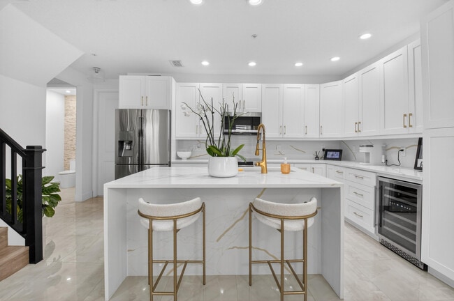 Building Photo - 5022 NW 16th Way