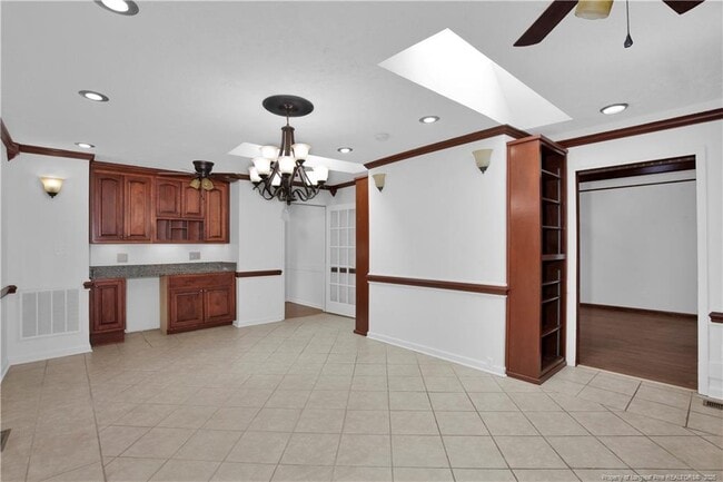Building Photo - 5704 Kindley Dr