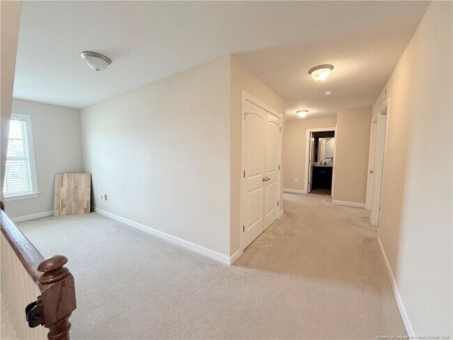 Building Photo - 418 Century Dr