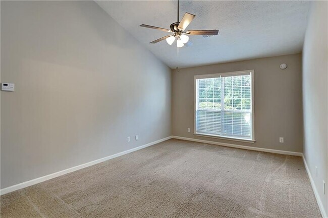 Building Photo - 263 Buckingham Dr