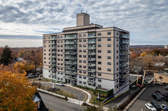 Building Photo - REDKA1