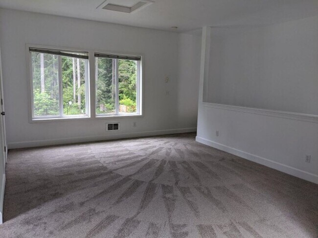 Building Photo - Remodeled 1-Bed ADU Near Microsoft & Redmond Town Center