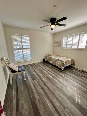 Building Photo - 5302 Vale St