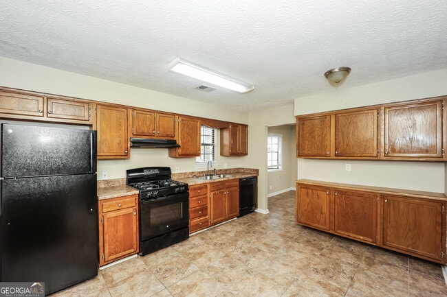 Building Photo - 284 Independence Dr