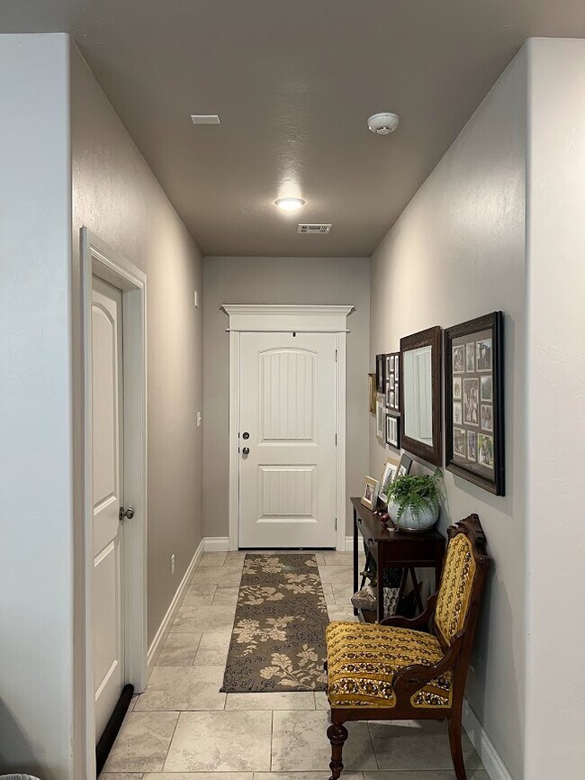 Building Photo - 13682 Cornwallis Dr