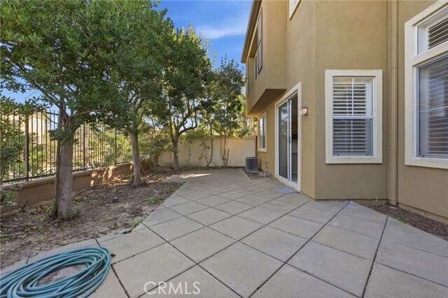 Building Photo - 146 Lessay