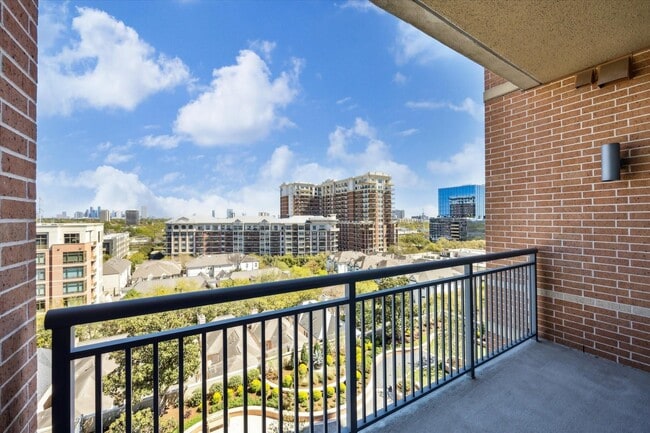 Building Photo - 2207 Bancroft Ln