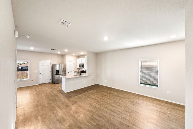 Building Photo - 7663 Stud Dr