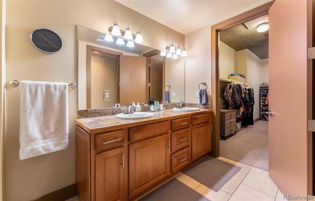 Building Photo - 1 bedroom in Denver CO 80205