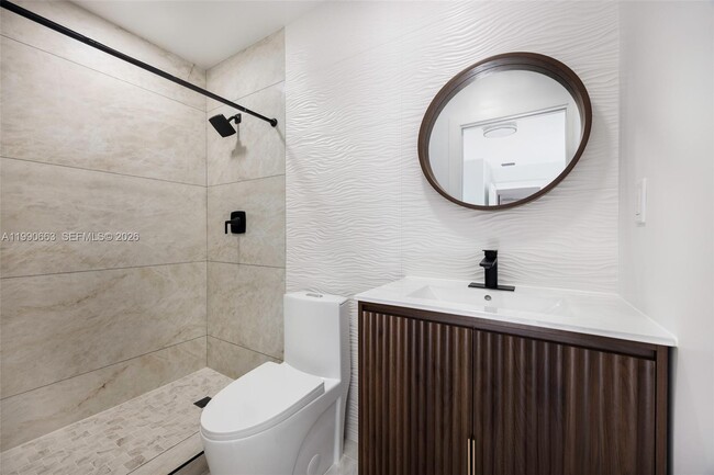 Building Photo - 3640 SW 13th St