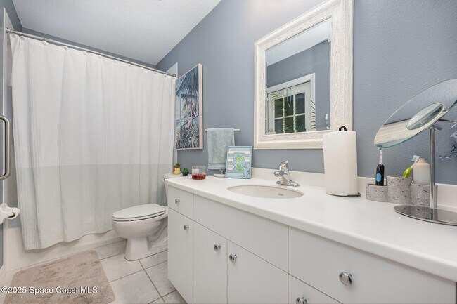 Building Photo - 1021 Indian Oaks Dr