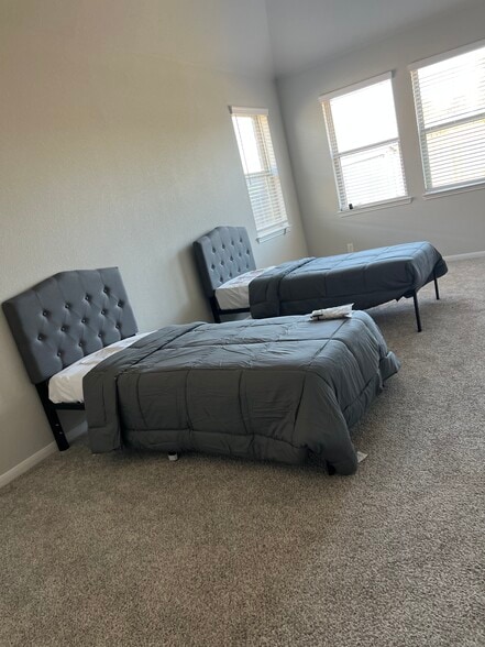 Building Photo - 6214 Scott Way