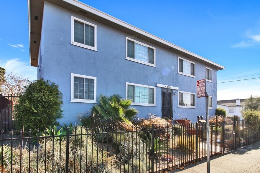 House Front - 4300 Market St