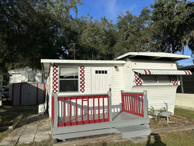 Building Photo - 38706 Daughtery Rd